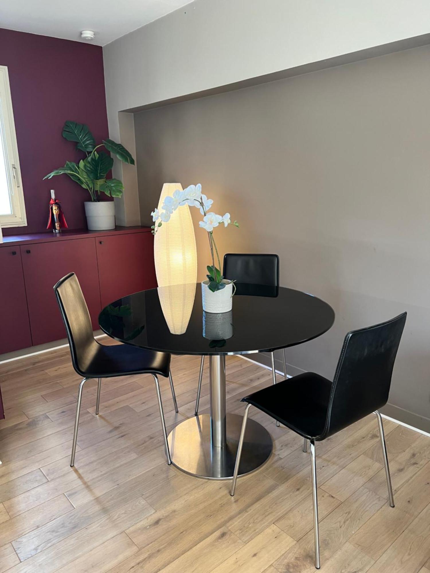 Your Parisian Hideaway - Entire Apartment 외부 사진
